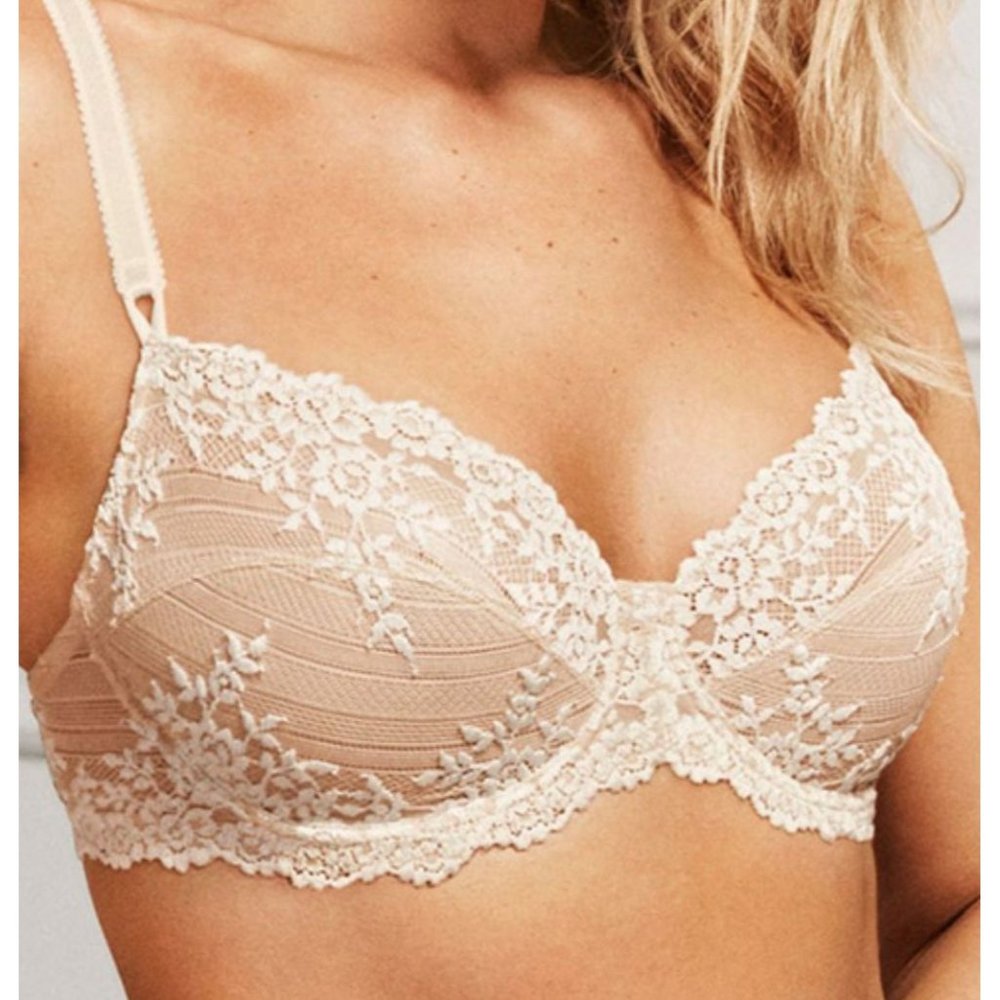 Wacoal Embrace Lace Underwire Bra 34D Sand Ivory 65191